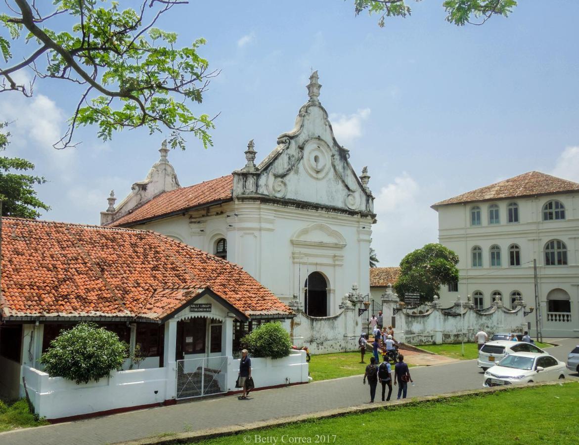 Shirantha Hotel Galle Exterior foto